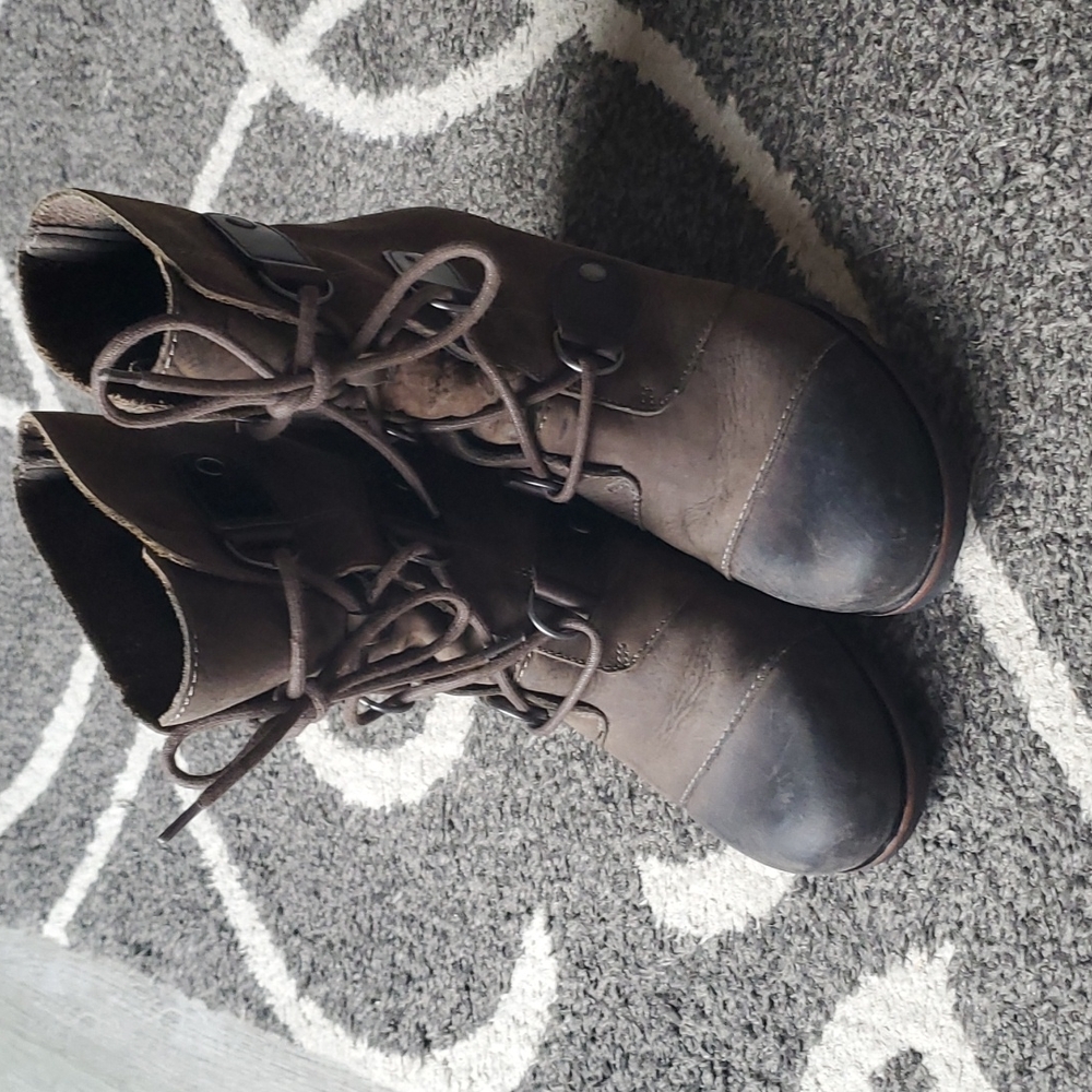 Sorel Joan of Arctic Wedge Mid Waterproof Leather Boots
